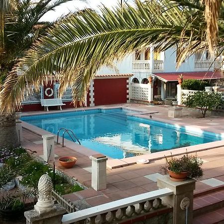 Las Belisas - Apartamentos Arenal d'en Castell Luaran gambar