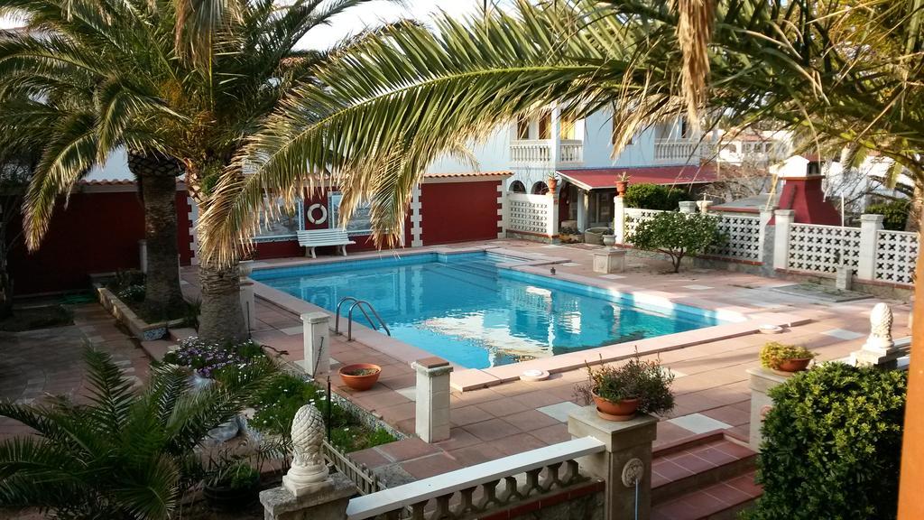 Las Belisas - Apartamentos Arenal d'en Castell Luaran gambar