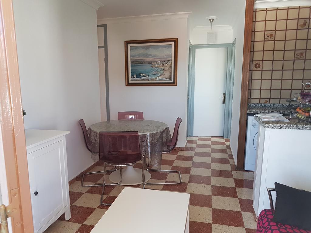 Las Belisas - Apartamentos Arenal d'en Castell Luaran gambar