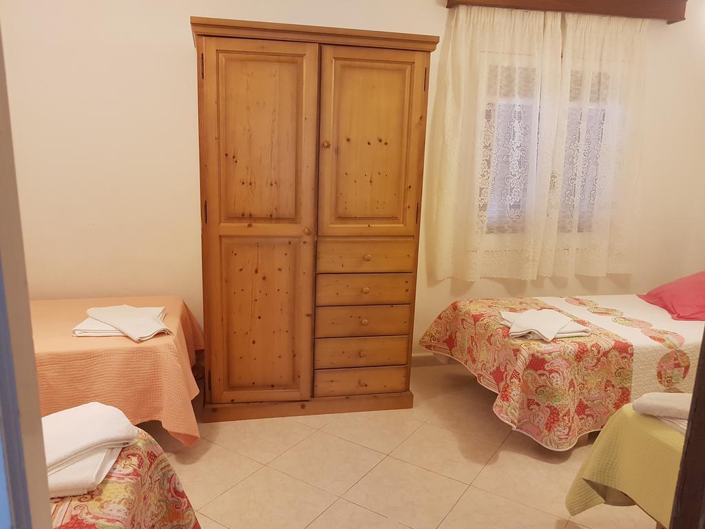 Las Belisas - Apartamentos Arenal d'en Castell Luaran gambar
