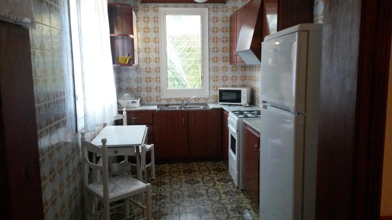 Las Belisas - Apartamentos Arenal d'en Castell Luaran gambar