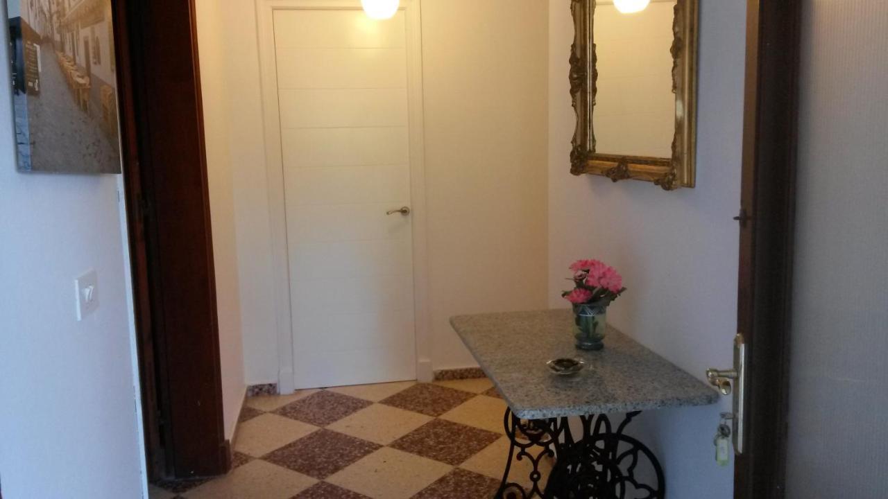 Las Belisas - Apartamentos Arenal d'en Castell Bilik gambar